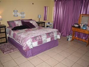 4 Bed House in East Lynne