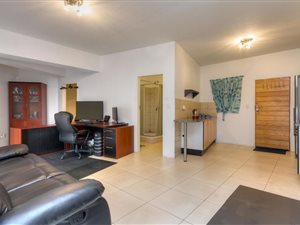 1 Bed Apartment in Braamfontein Werf