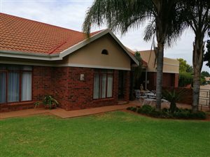 3 Bed Apartment in Flamwood