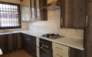 1 Bedroom Garden Cottage in Delville