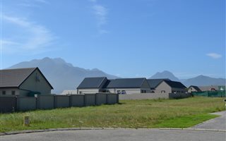 593 m² Land available in Blue Mountain Village