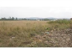 2 m² Land available in Vosloorus