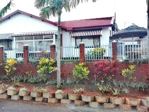 4 Bed House in Mobeni