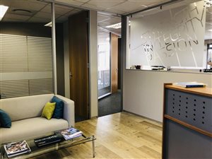 200 m² Commercial space in La Lucia