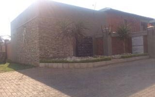 2 Bedroom Apartment in Booysens