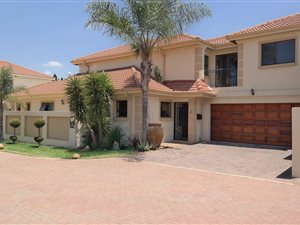 3 Bed Cluster in Edenglen