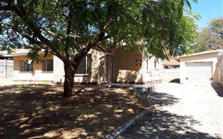 3 Bedroom House in Protea Park