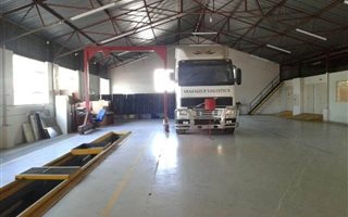 13330 m² Industrial space in New State Area
