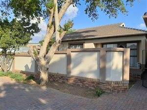 3 Bed Townhouse in Valleyview Estate