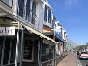 53 m² Commercial space in Camps Bay