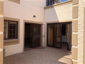 3 Bed Townhouse in Memorial Road Area