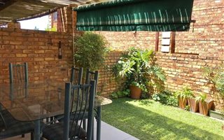 2 Bedroom Duplex in Silver Lakes
