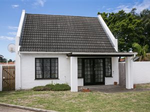 2 Bedroom Townhouse in Lorraine