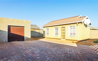 3 Bedroom House in Windmill Park
