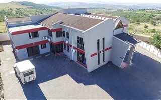12 Bedroom House in Mthata