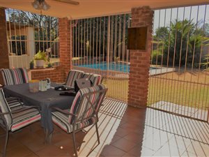 4 Bed House in Valhalla