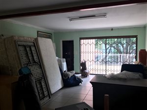 251 m² Commercial space in Kensington