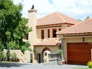 3 Bed House in Kyalami Estate