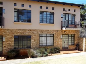 1 Bed Apartment in Helderkruin