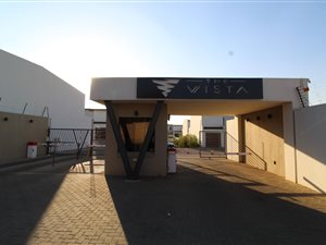 3 Bed Townhouse in Rynfield