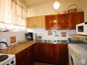 1.5 Bed Apartment in Windsor East