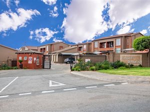 2 Bed Apartment in Laser Park
