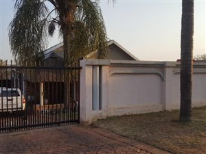3 Bed House in Suiderberg