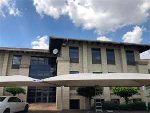 418 m² Commercial space in Woodmead