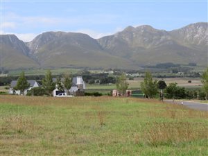 788 m² Land available in Stanford