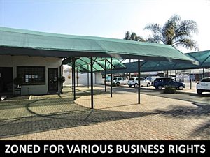 165 m² Commercial space in Lyttelton Manor