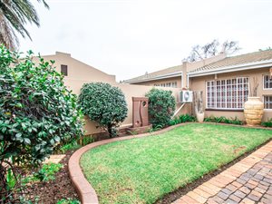 3 Bed Townhouse in Brackendowns