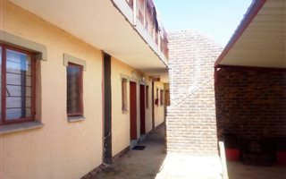 2 Bedroom Apartment in Karino