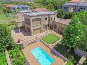 4 Bed House in Featherbrooke Estate
