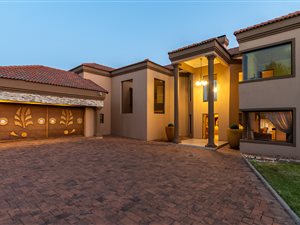5 Bed House in Vanderbijlpark SW