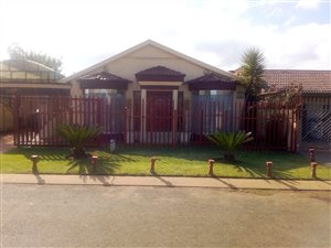 4 Bed House in Lenasia