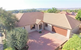 4 Bedroom House in Greenstone Hill