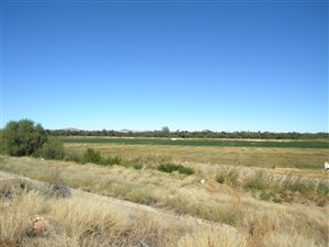 1092 m² Land available in Upington