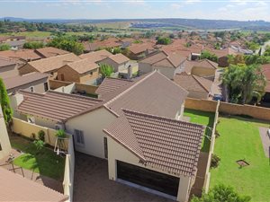 3 Bedroom House in Thatchfield