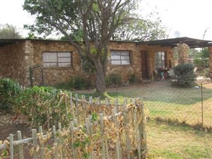 5 ha Farm in Rietfontein