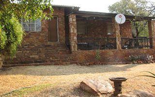 5 ha Farm in Rietfontein