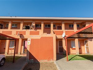 2 Bed Apartment in Edenglen