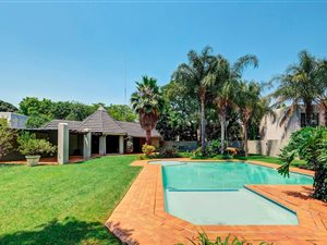 2 Bed Apartment in Bloubosrand