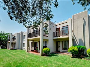 2 Bed Apartment in Bloubosrand