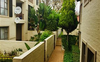 2 Bedroom Apartment in Gallo Manor