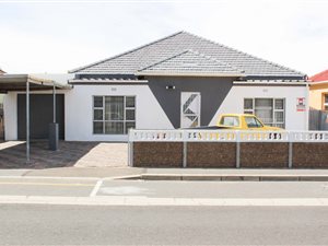 4 Bed House in Glenlily