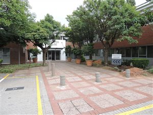 352 m² Commercial space in Bryanston
