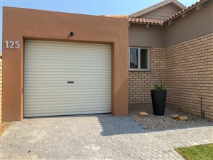 3 Bed Townhouse in Oudekloof