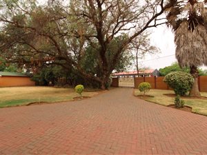 8500 m² Farm in Unitas Park
