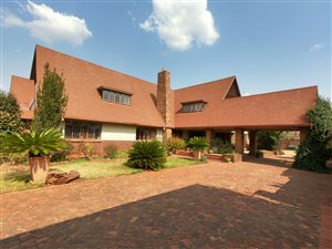 5 Bed House in Dalview