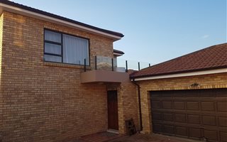 3 Bedroom House in Menkenkop